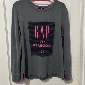 Gap Sweat Shirt